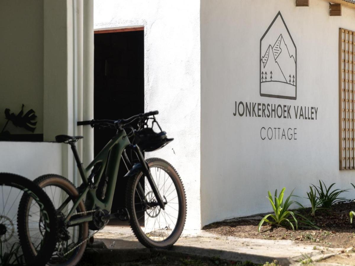 סטלנבוש Jonkershoek Valley Cottage מראה חיצוני תמונה